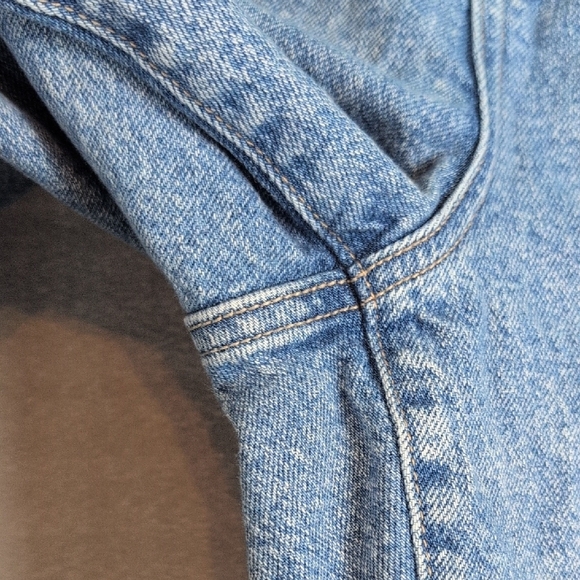 Torrid Blue Distressed Cropped Jeans - Picture 4 of 6